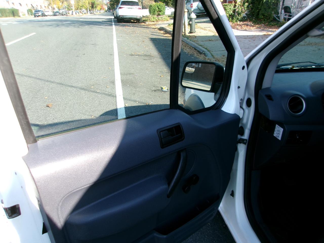Ford Transit Connect XL 2012