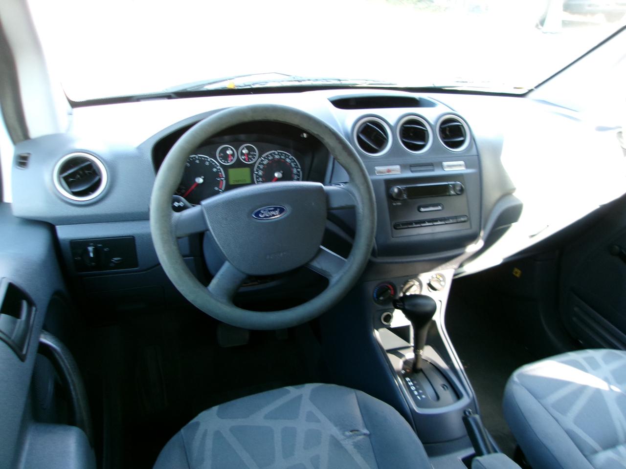 Ford Transit Connect XL 2012