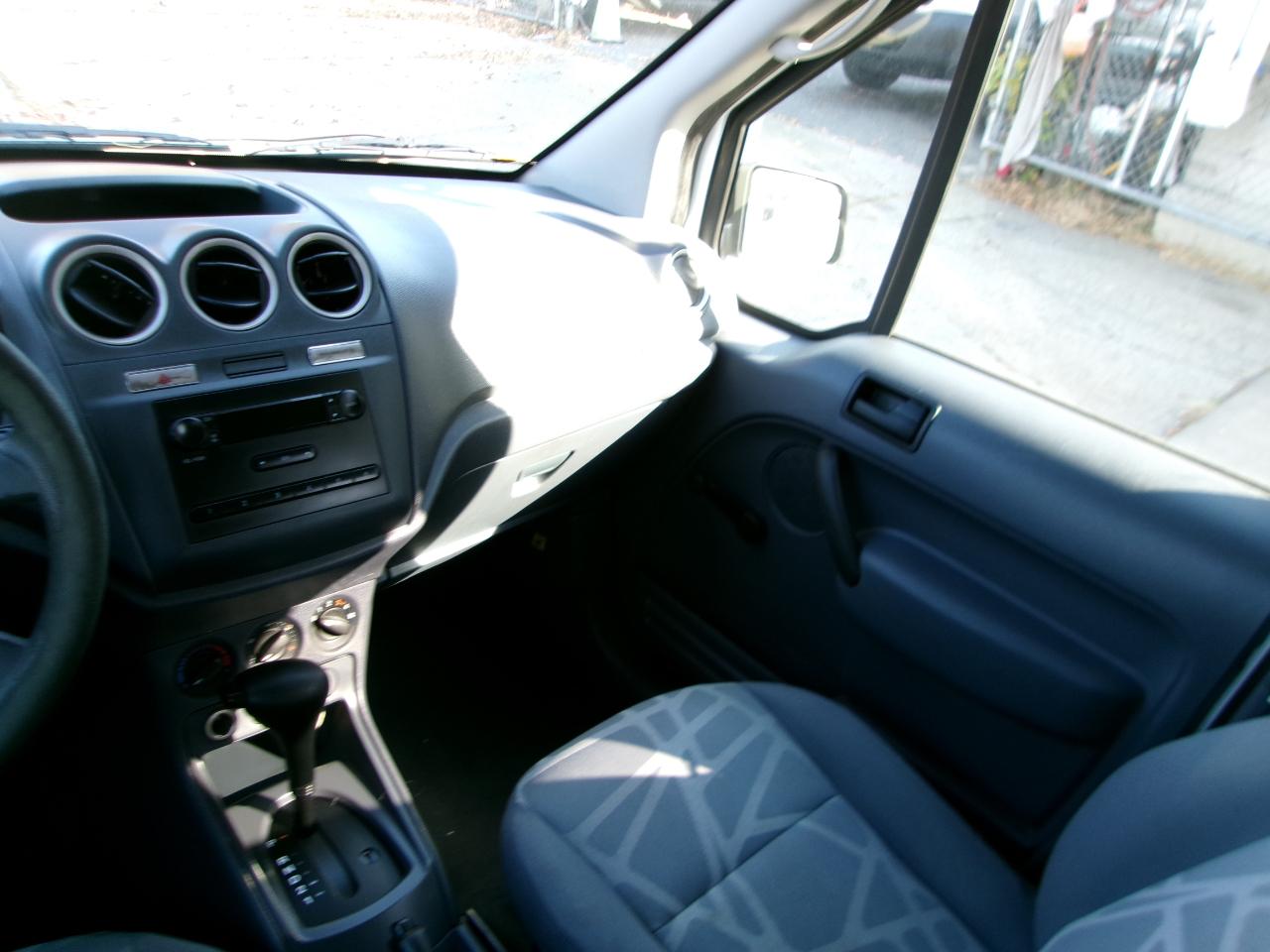 Ford Transit Connect XL 2012