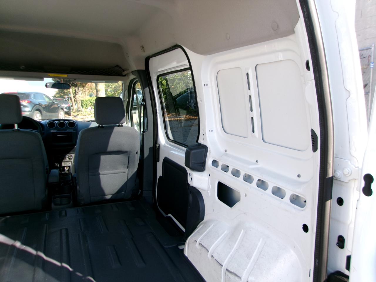 Ford Transit Connect XL 2012
