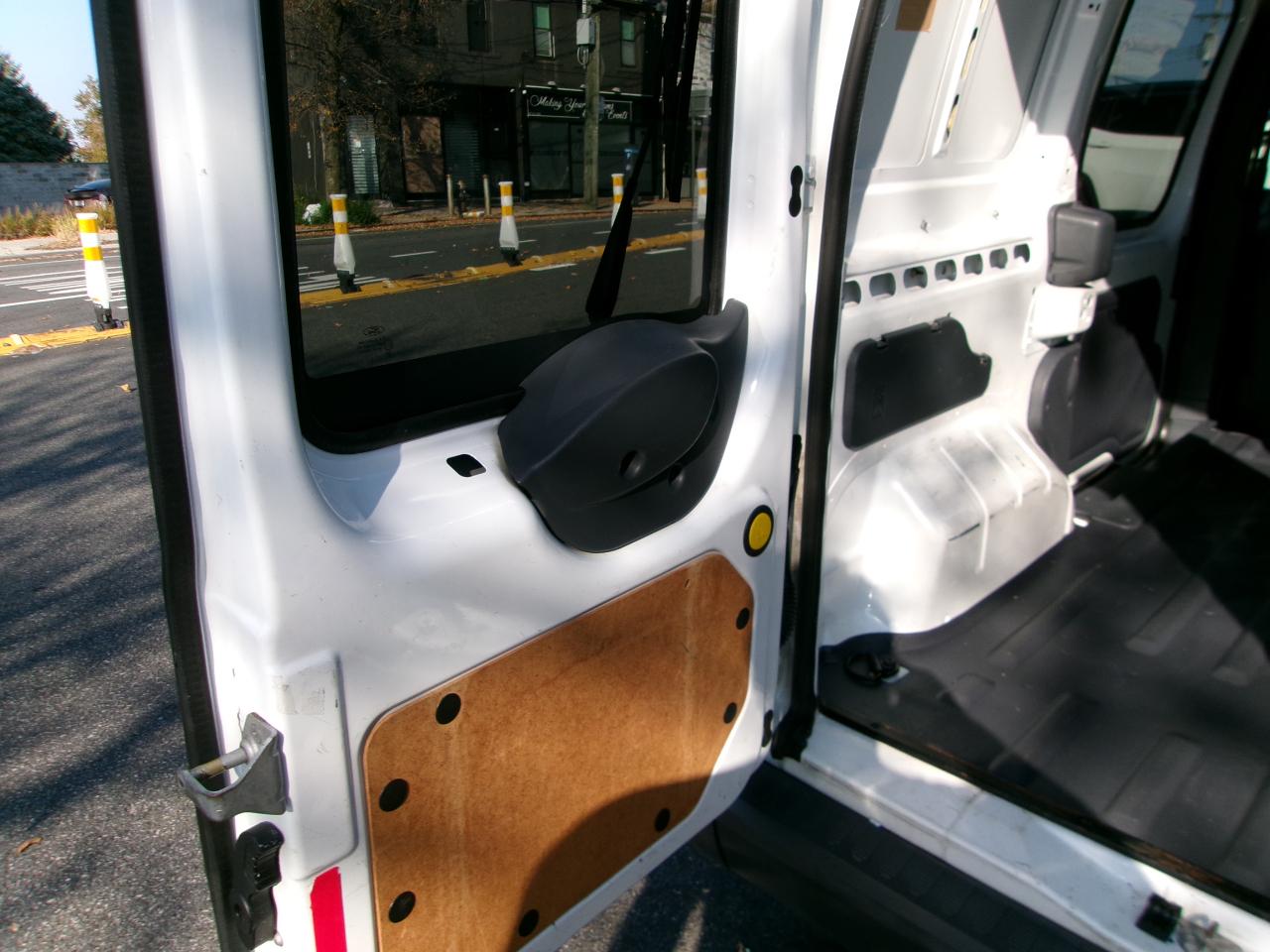 Ford Transit Connect XL 2012