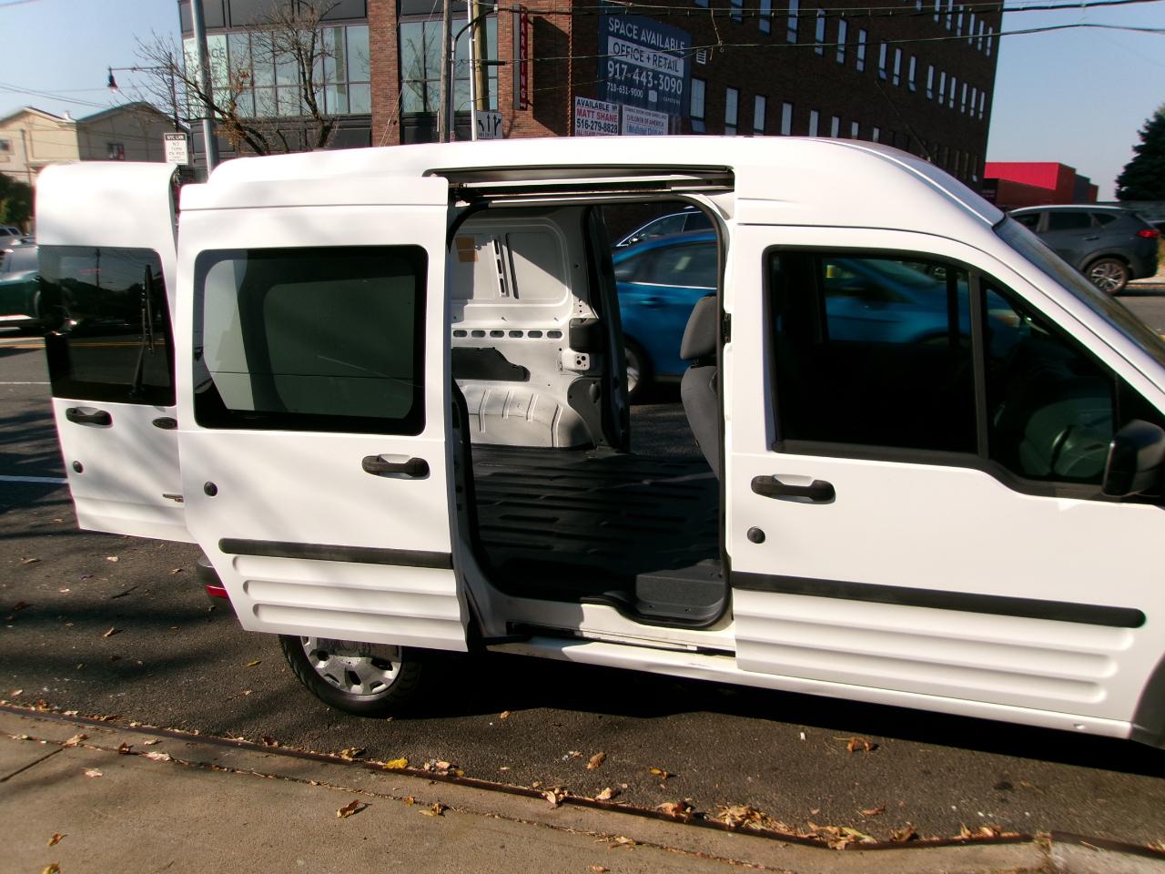 Ford Transit Connect XL 2012