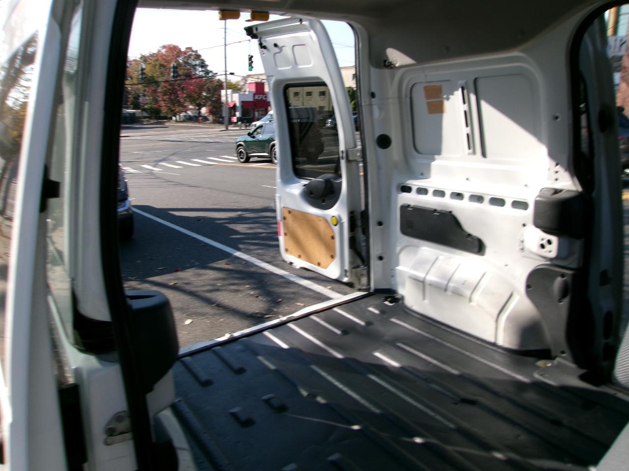 Ford Transit Connect XL 2012