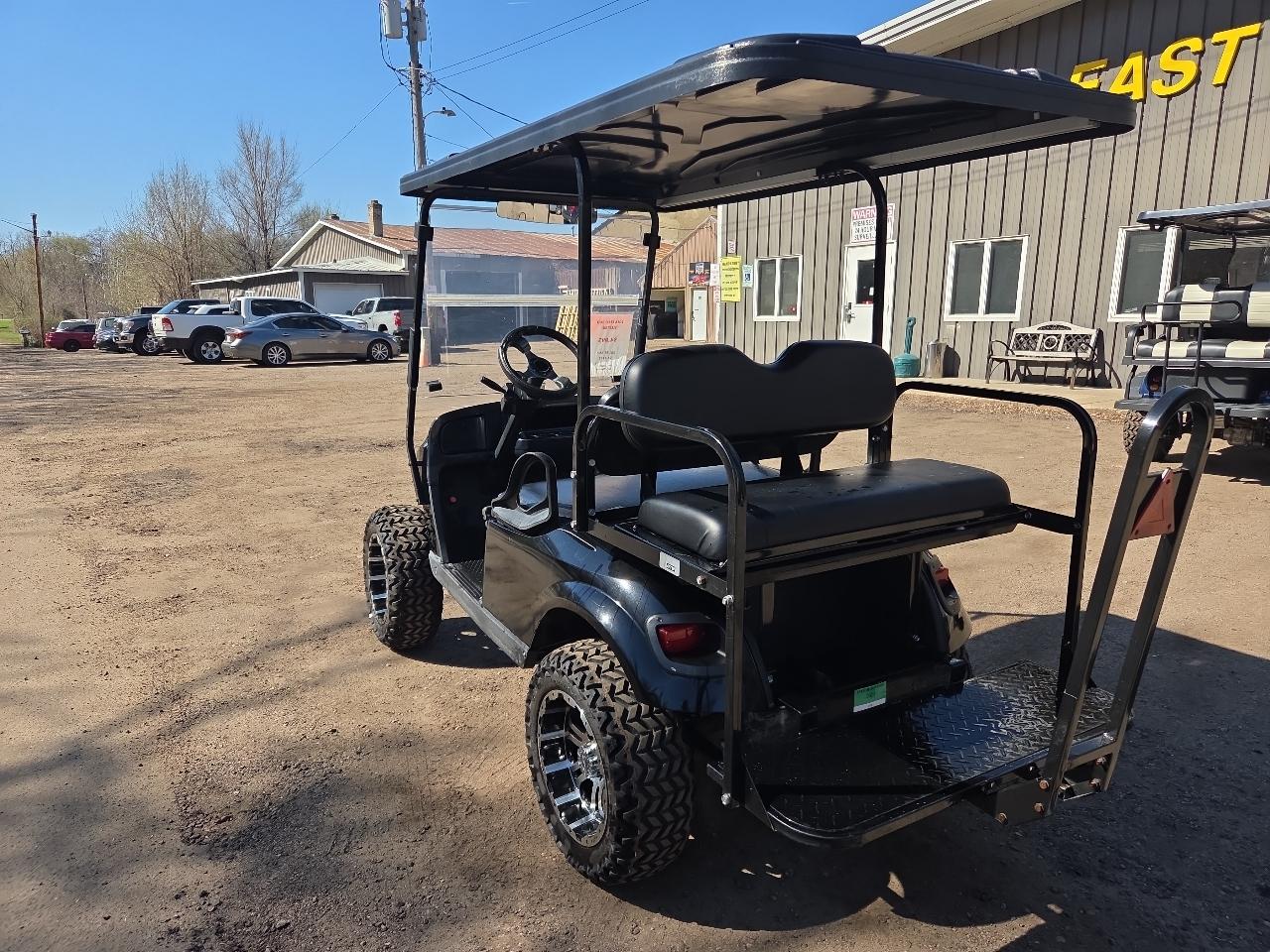 EZGO Golf Cart  2016