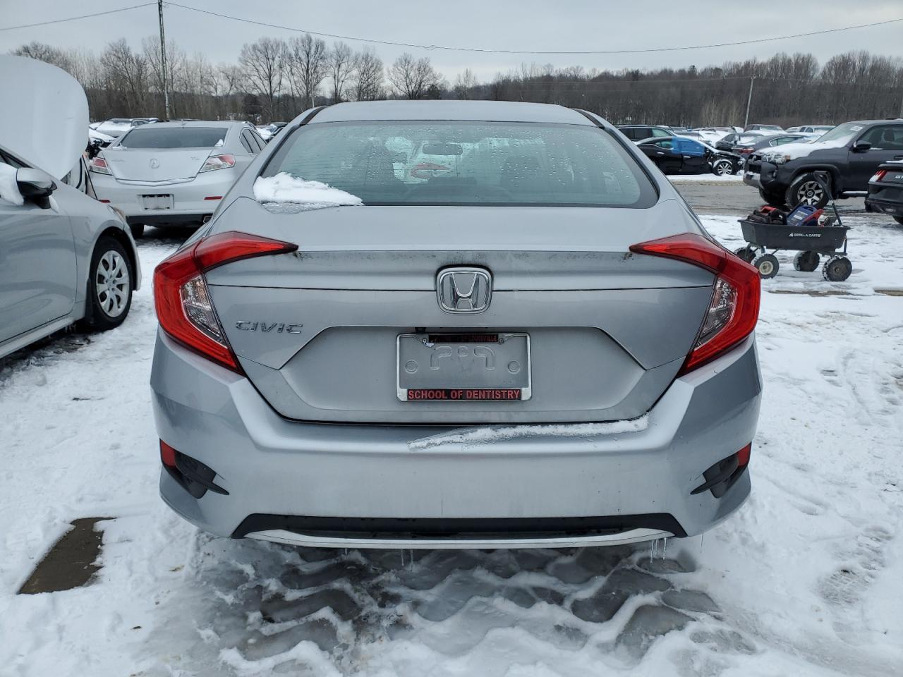 Honda Civic LX Sedan CVT 2021
