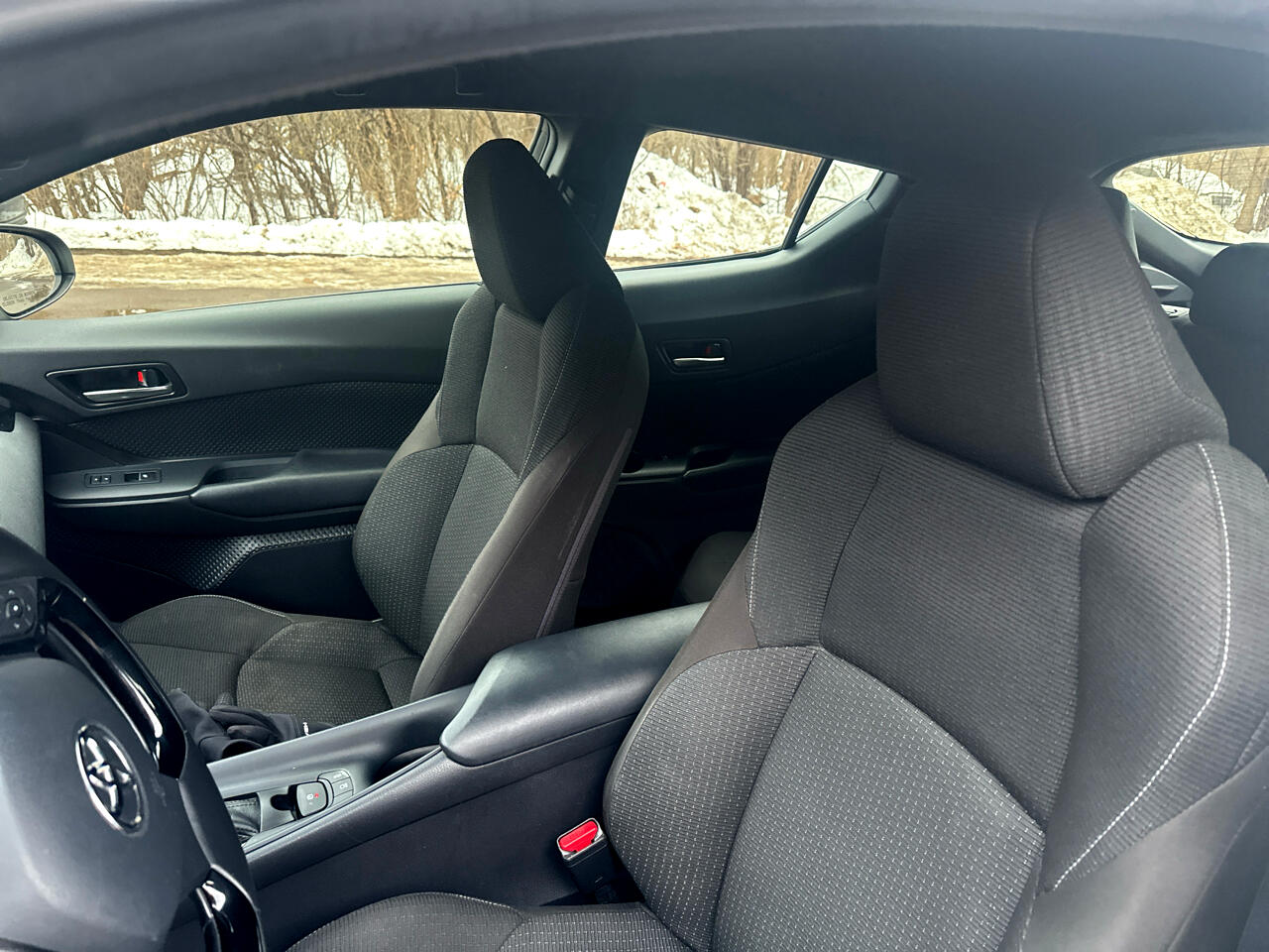 Toyota C-HR XLE FWD (Natl) 2018