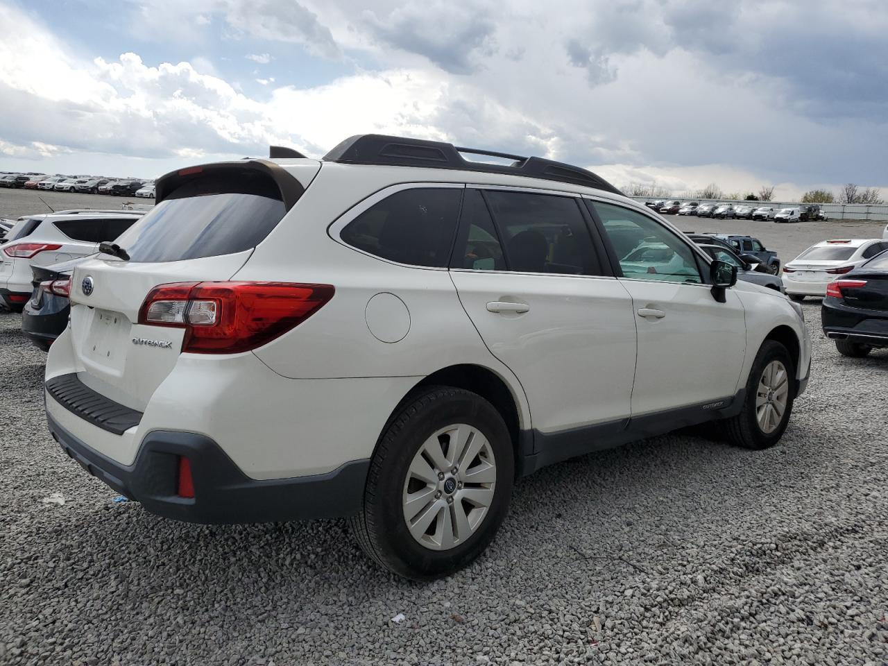 Subaru Outback 2.5i Premium 2018