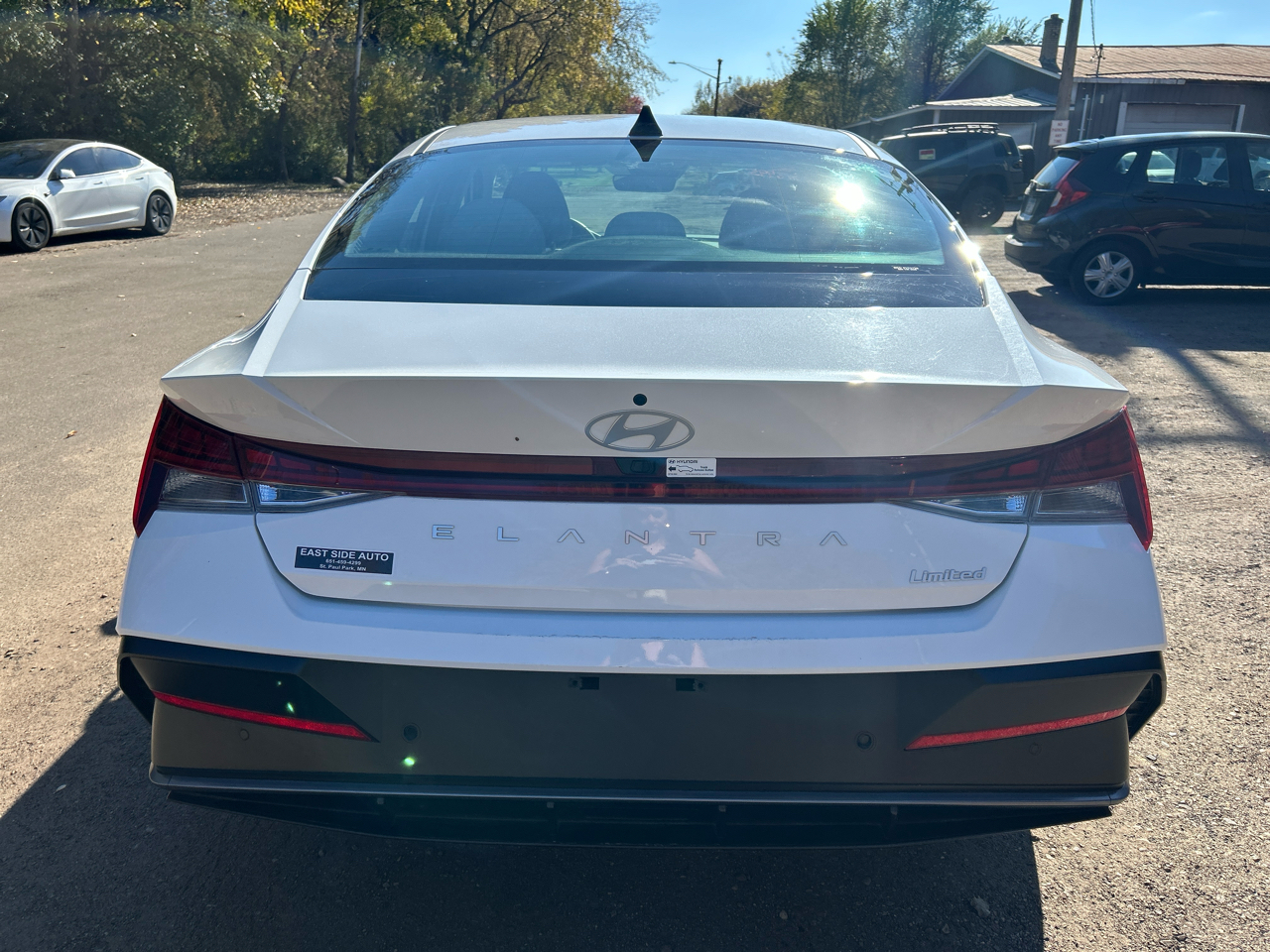 Hyundai Elantra Limited IVT 2024 Hyundai Elantra Limited IVT 2024