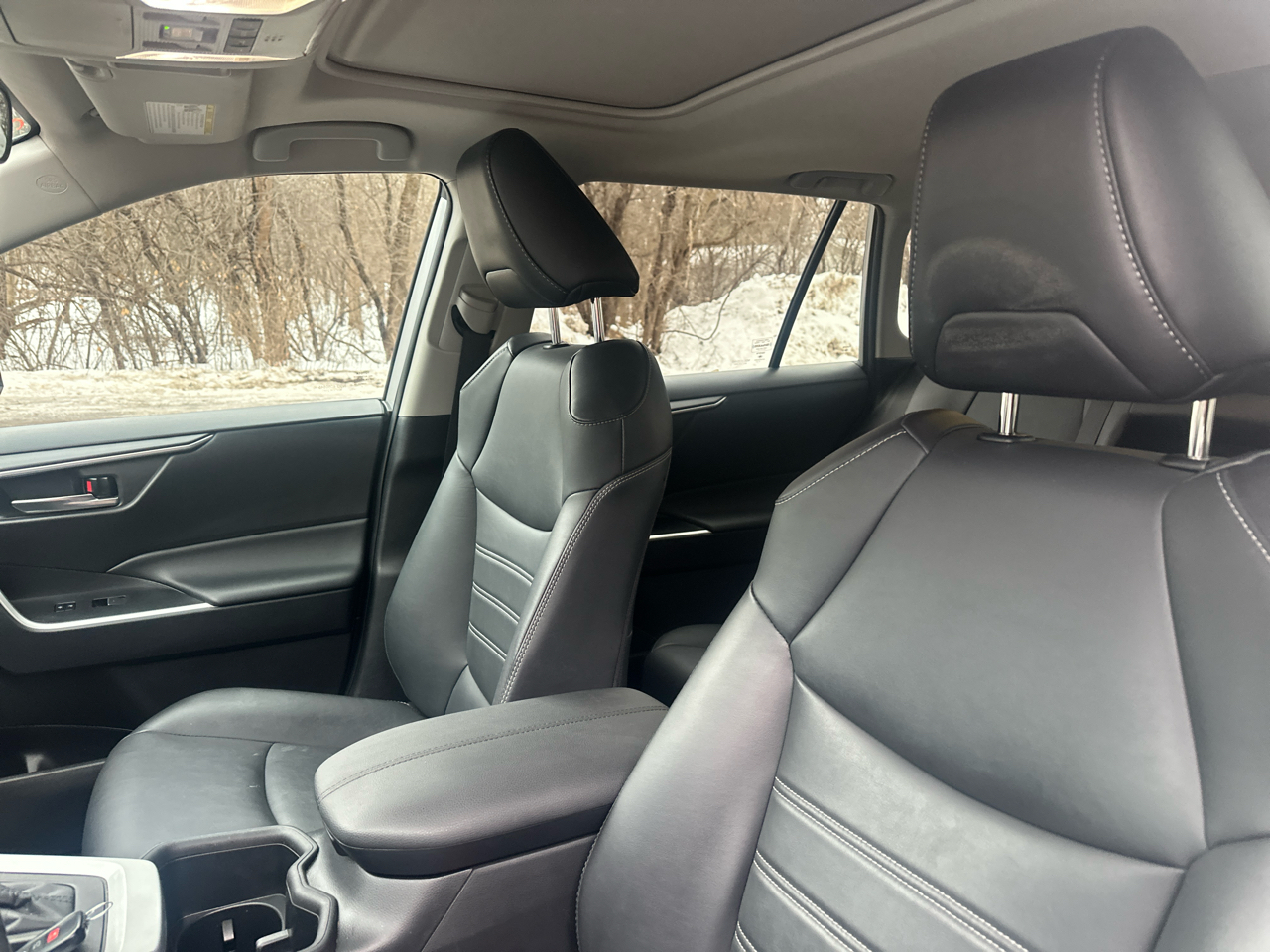 Toyota RAV4 XLE Premium AWD (Natl) 2022