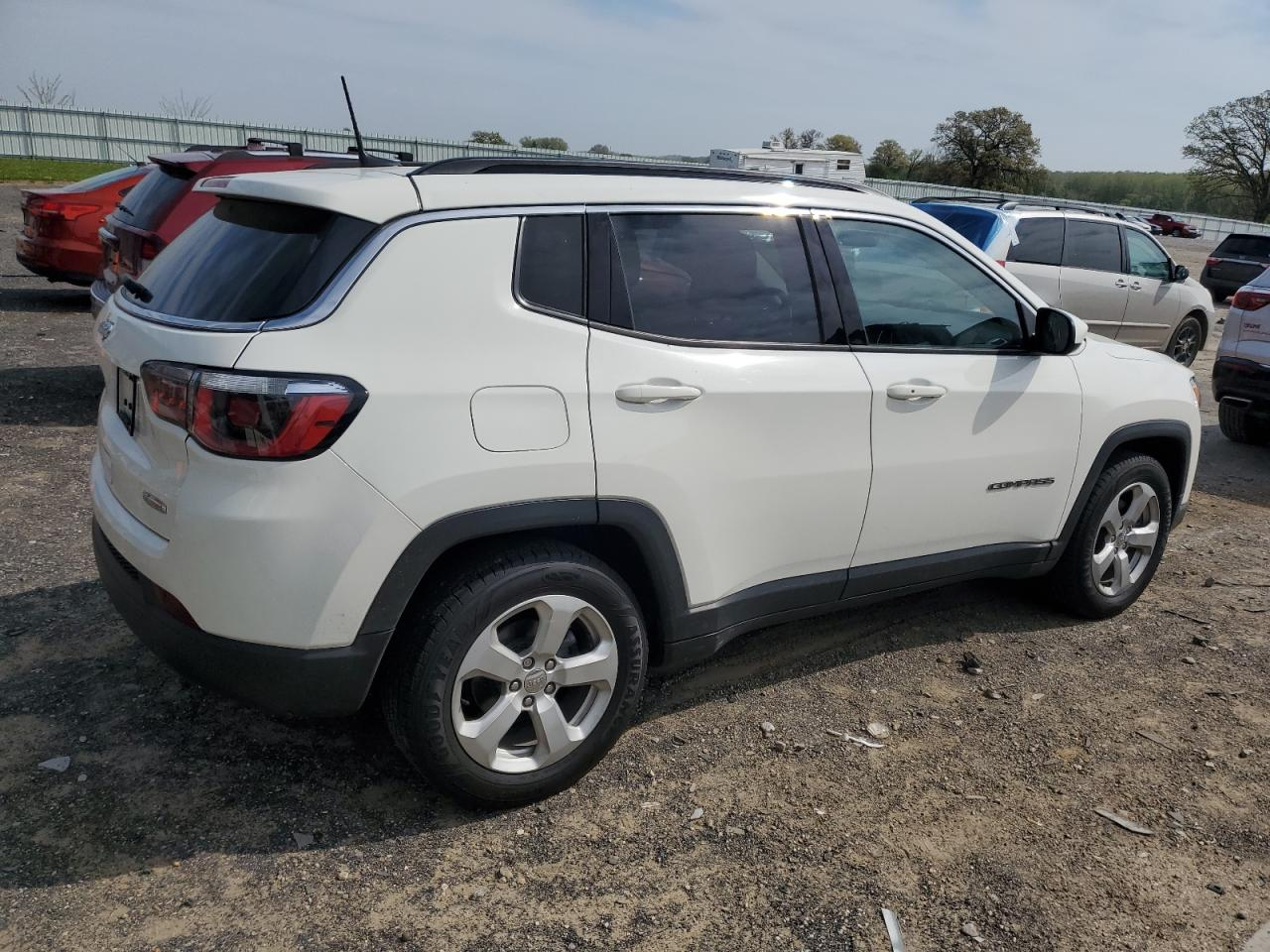 Jeep Compass Latitude FWD 2019