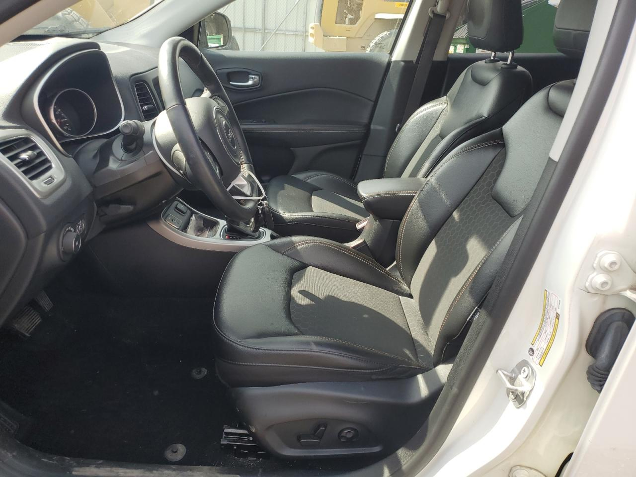 Jeep Compass Latitude FWD 2019