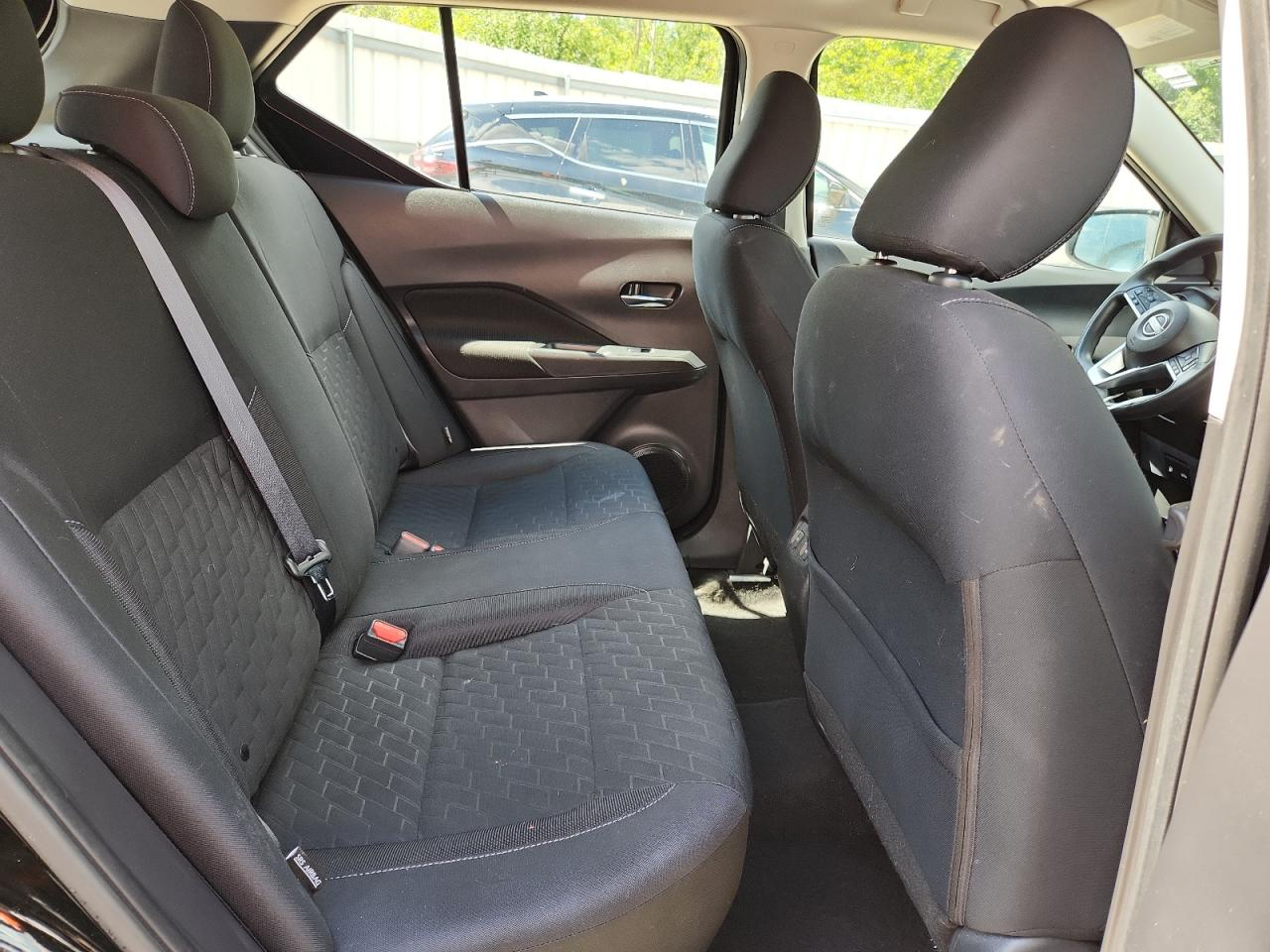 Nissan Kicks SV FWD 2022