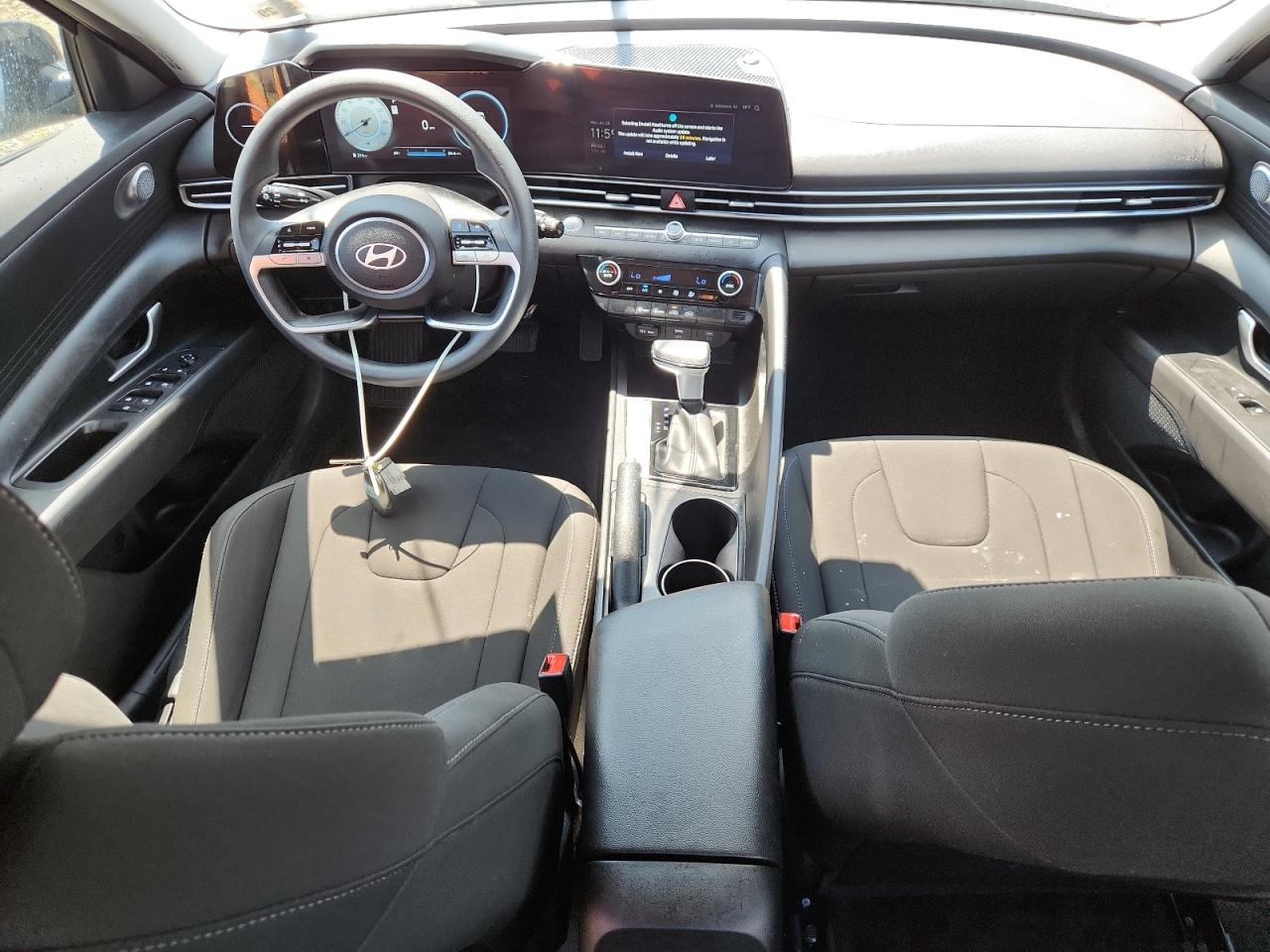 Hyundai Elantra SEL IVT 2024