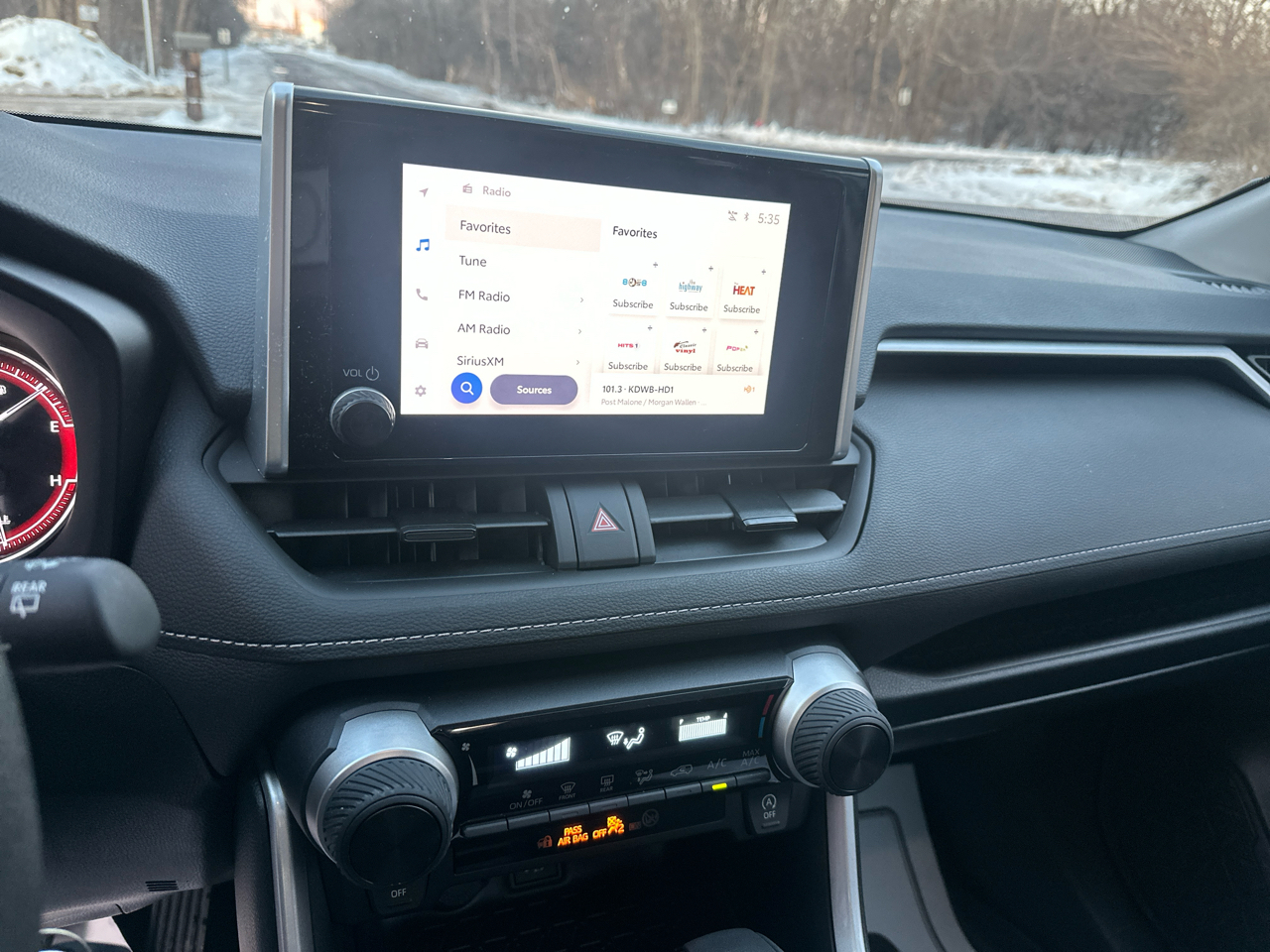 Toyota RAV4 LE AWD (Natl) 2025