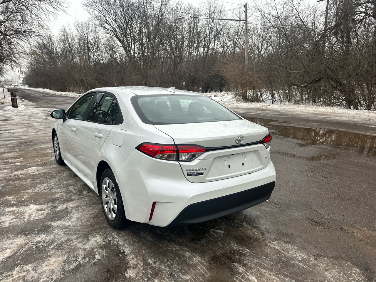 Toyota Corolla LE CVT (Natl) 2024