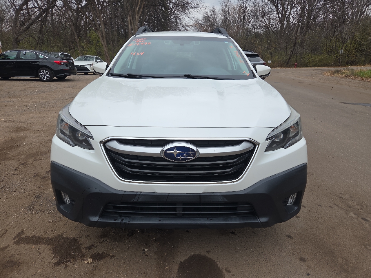 2020 Subaru Outback Premium photo 4