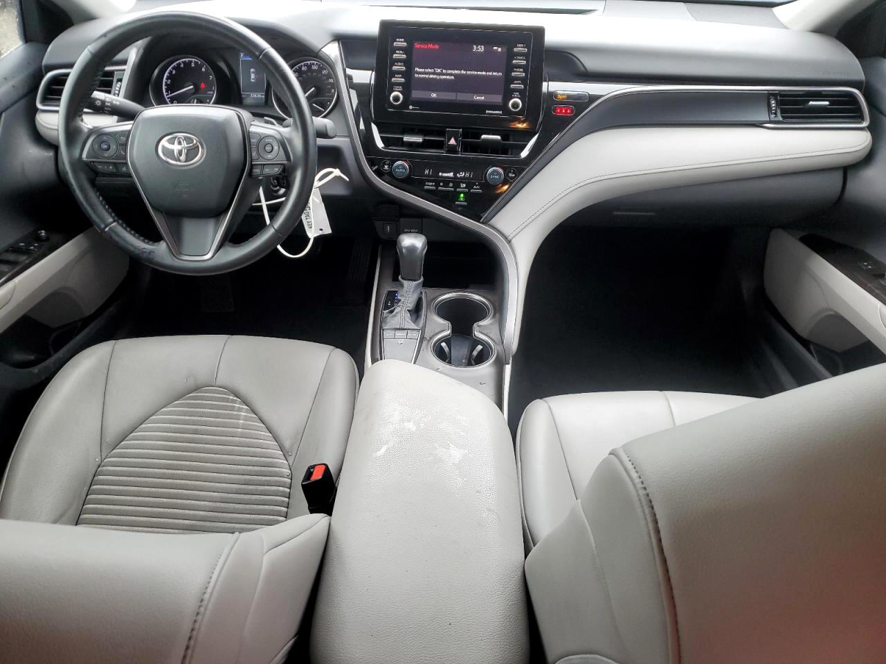 Toyota Camry SE Auto (Natl) 2022