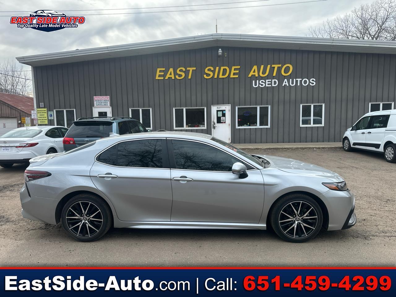 2022 Toyota Camry SE Auto (Natl)