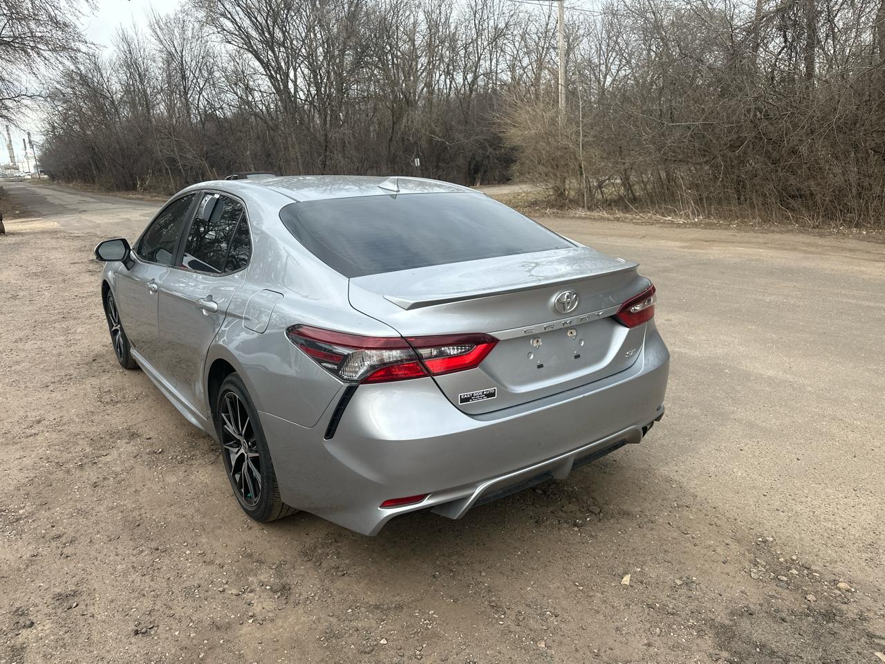 Toyota Camry SE Auto (Natl) 2022