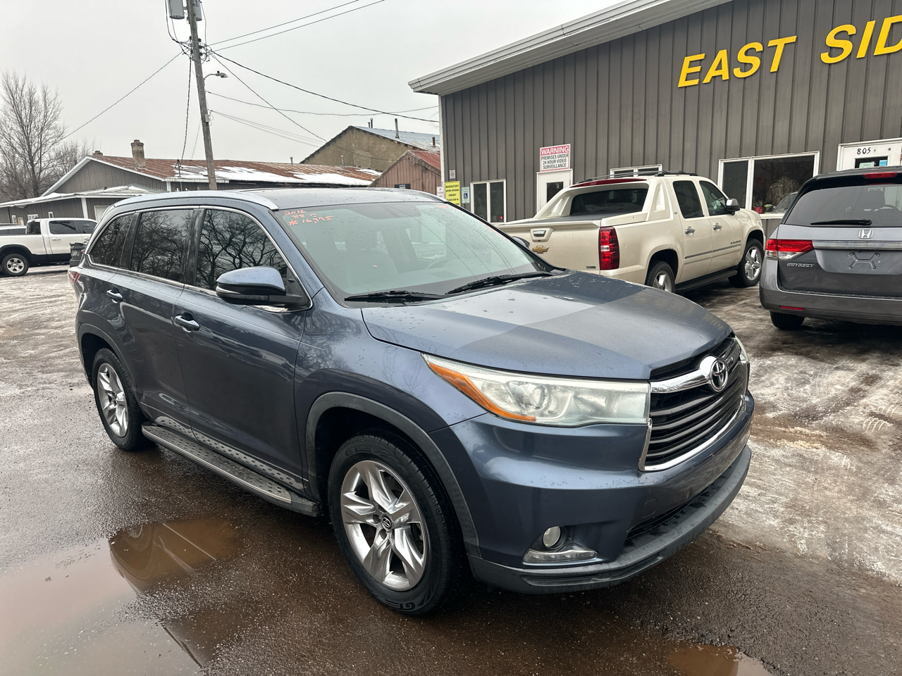 Toyota Highlander FWD 4dr V6 Limited (Natl) 2016