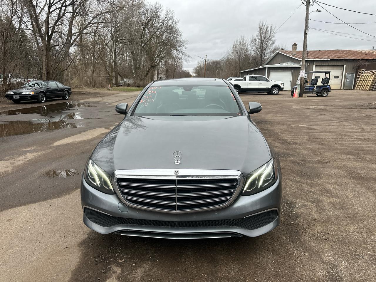 Mercedes-Benz E-Class E 300 Luxury 4MATIC Sedan 2017