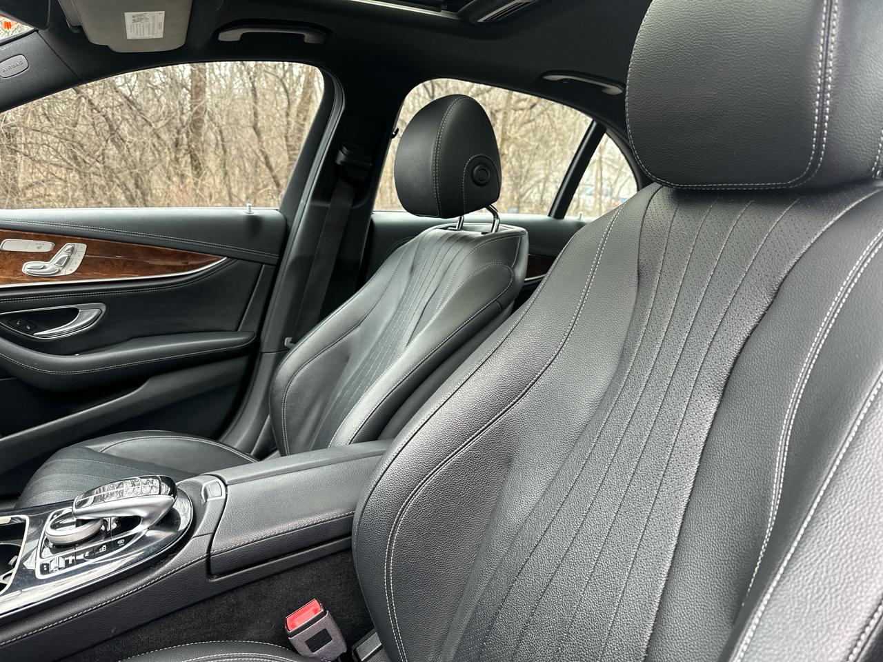 Mercedes-Benz E-Class E 300 Luxury 4MATIC Sedan 2017