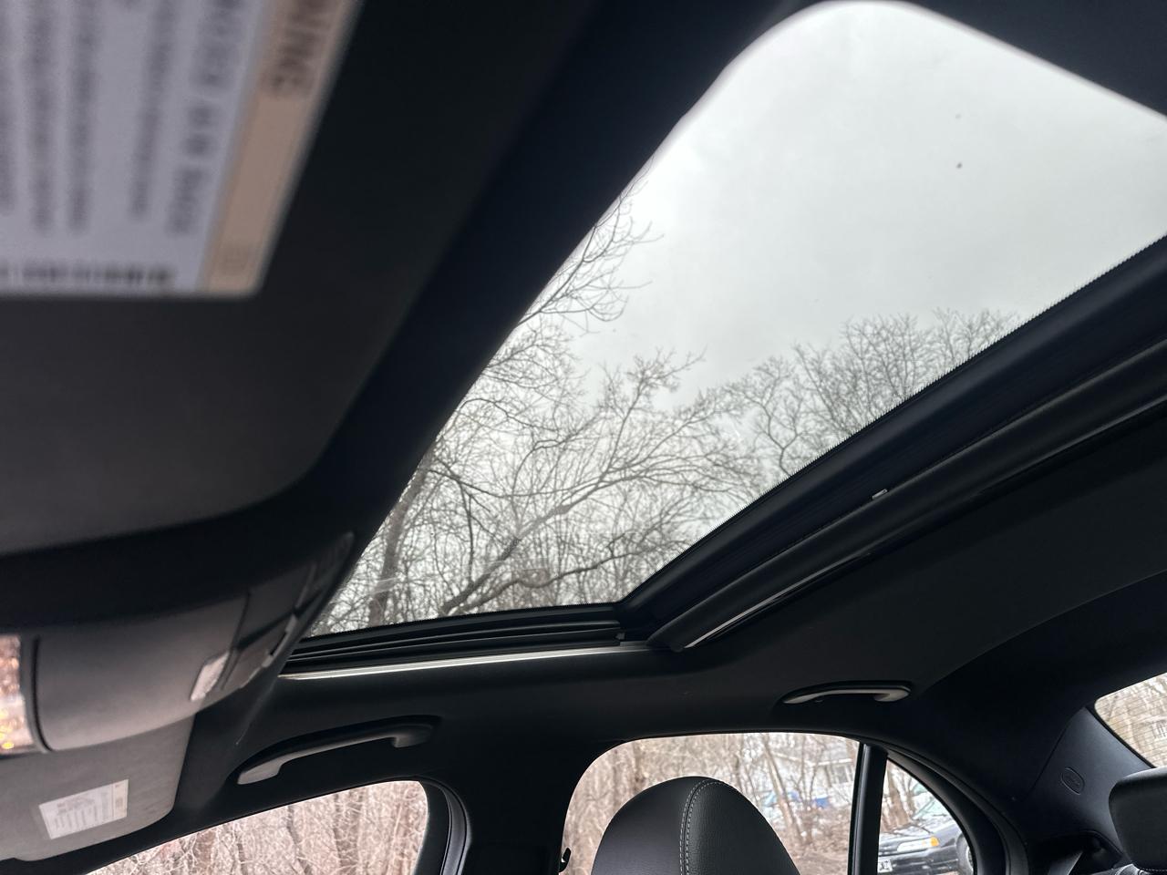 Mercedes-Benz E-Class E 300 Luxury 4MATIC Sedan 2017