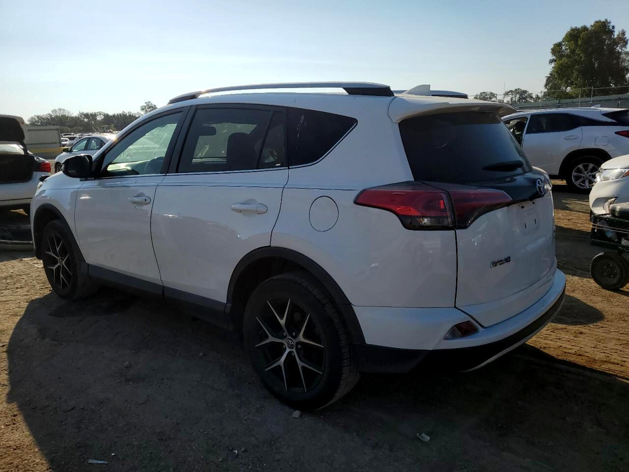 Toyota RAV4 AWD 4dr SE (Natl) 2016