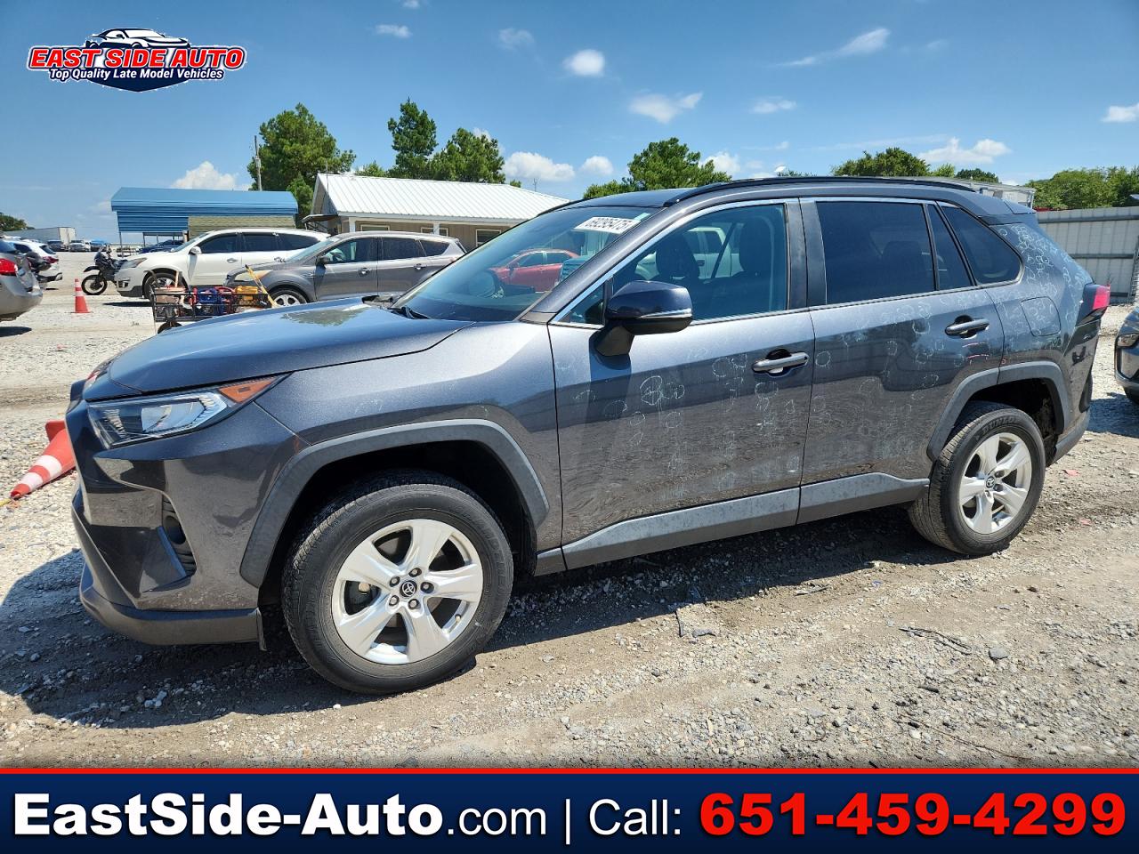 Toyota RAV4 XLE FWD (Natl) 2019