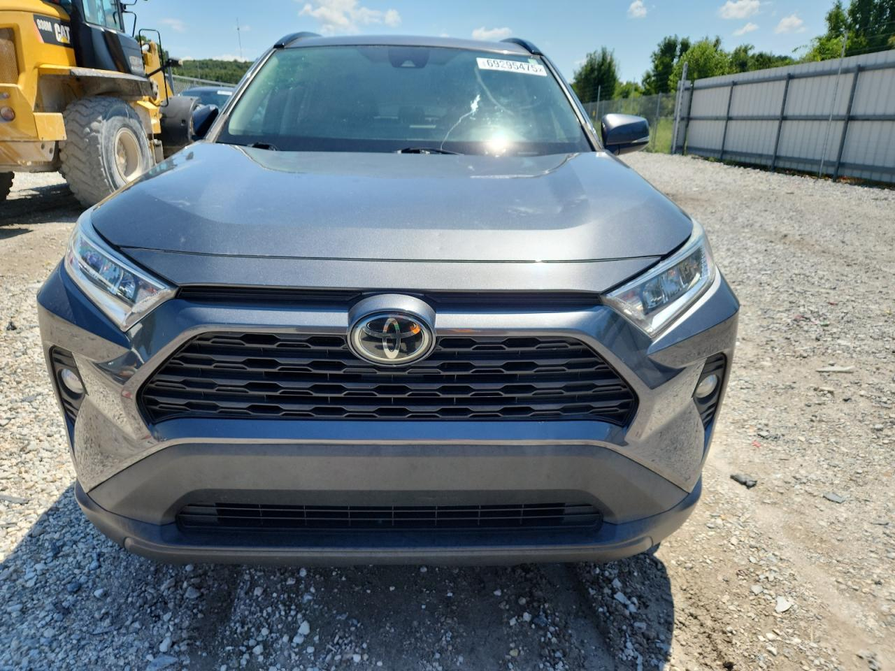 Toyota RAV4 XLE FWD (Natl) 2019
