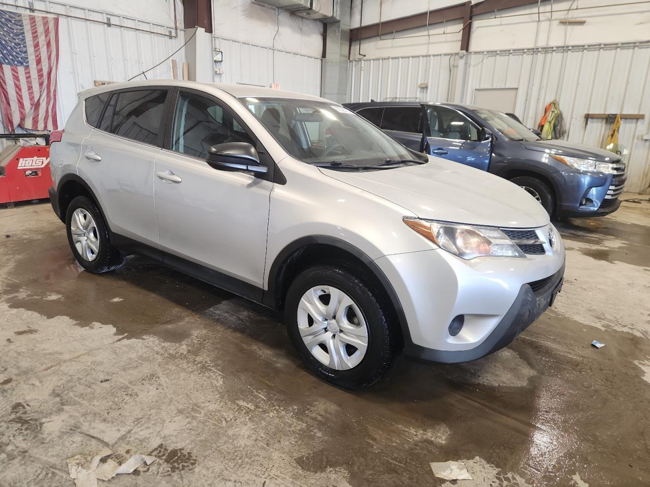 Toyota RAV4 FWD 4dr LE (Natl) 2014