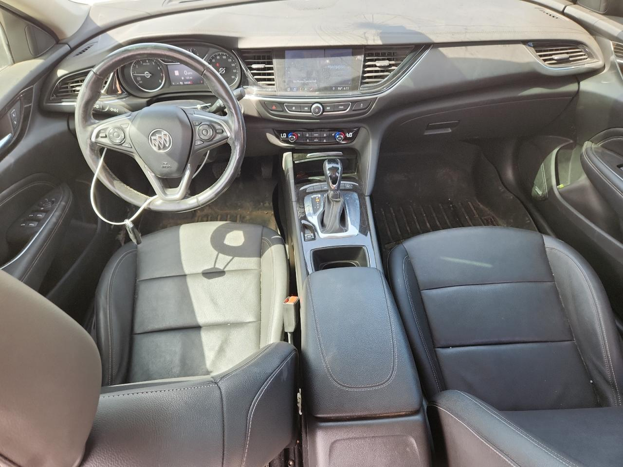 Buick Regal Sportback 4dr Sdn Essence FWD 2019