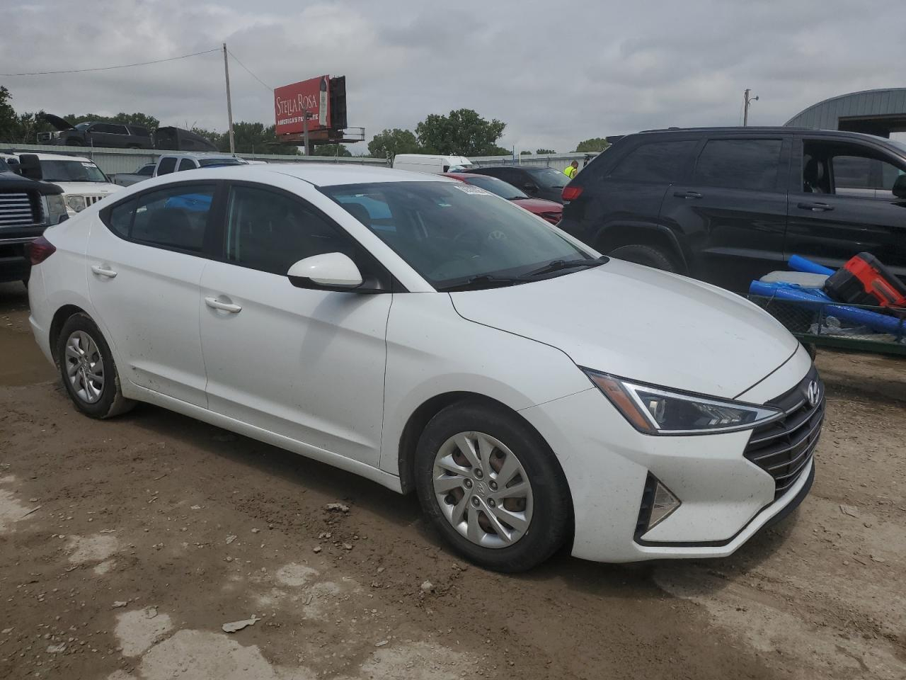 Hyundai Elantra SE IVT 2020