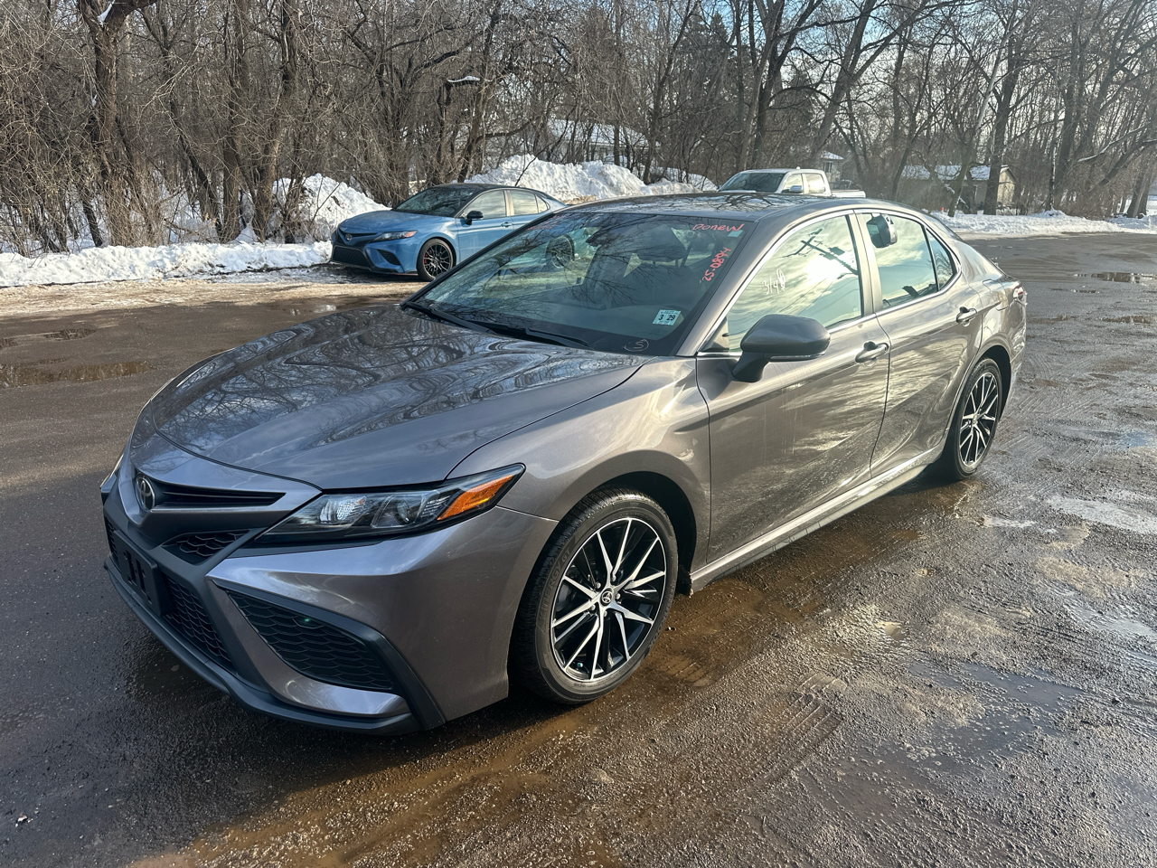 Toyota Camry SE Auto (Natl) 2024