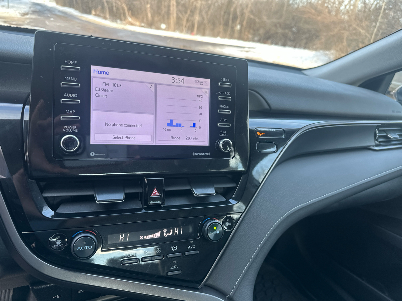 Toyota Camry SE Auto (Natl) 2024