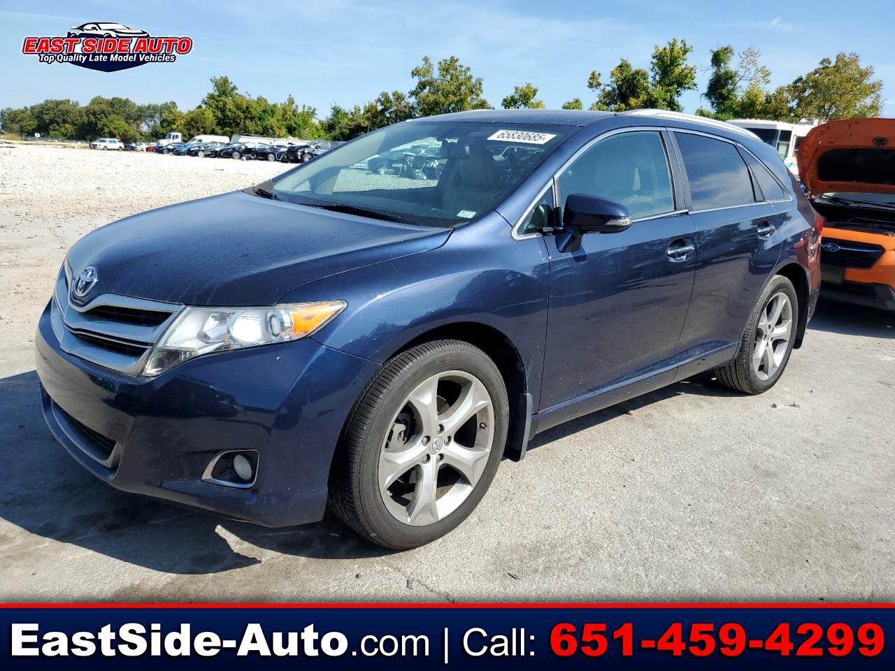 2015 Toyota Venza XLE's photo