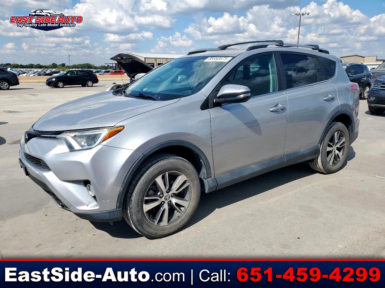 Toyota RAV4 XLE FWD (Natl) 2017
