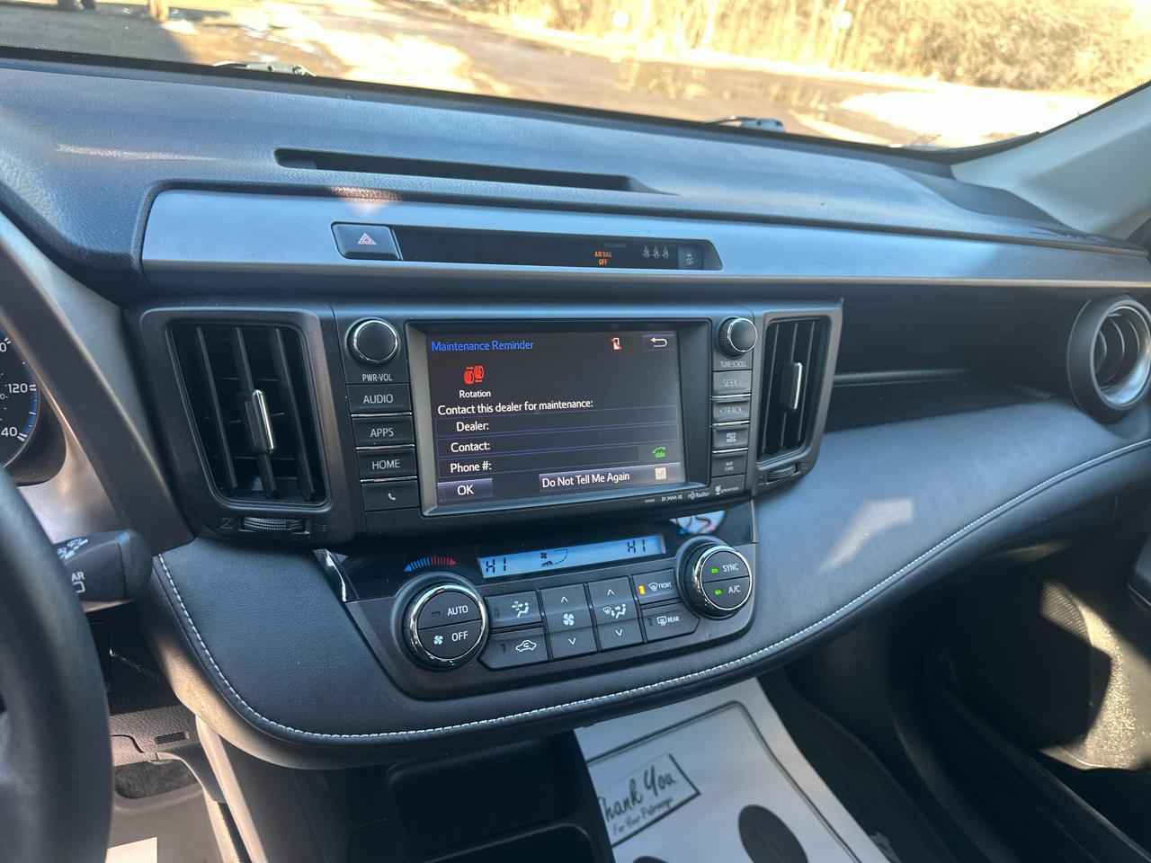 Toyota RAV4 XLE FWD (Natl) 2017