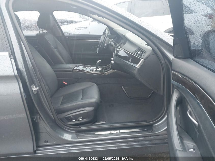 BMW 5 Series 4dr Sdn 528i xDrive AWD 2016