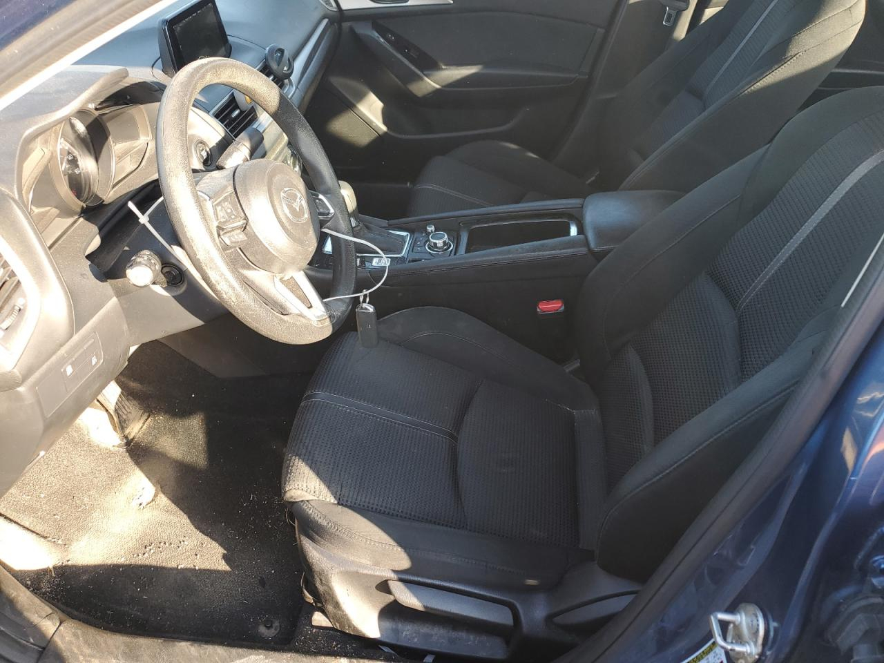 Mazda Mazda3 4-Door Sport Auto 2017