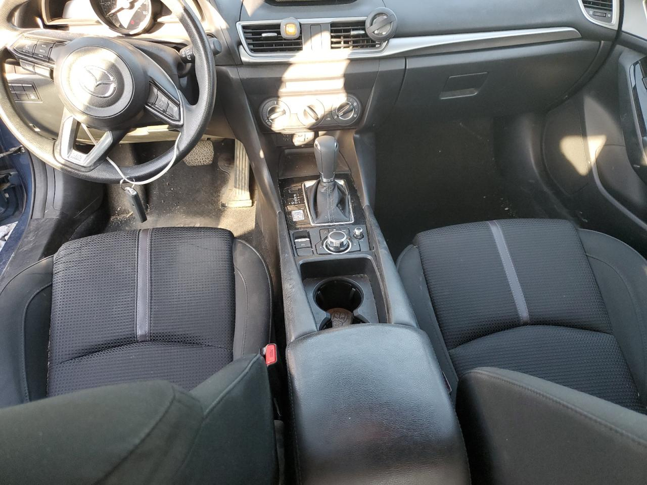 Mazda Mazda3 4-Door Sport Auto 2017