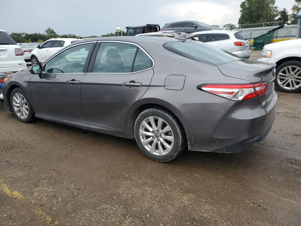 Toyota Camry LE Auto (Natl) 2020
