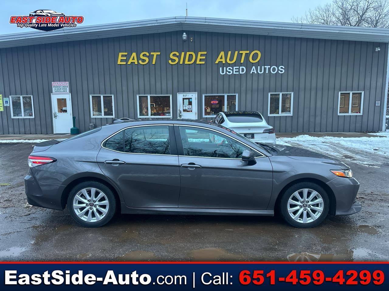 2020 Toyota Camry LE Auto (Natl)