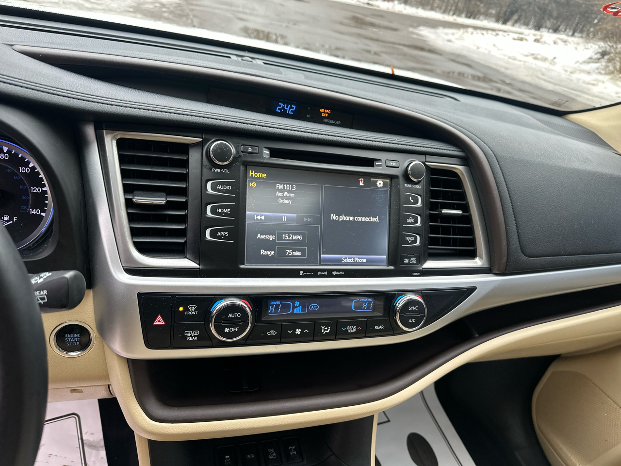 Toyota Highlander SE V6 AWD (Natl) 2018