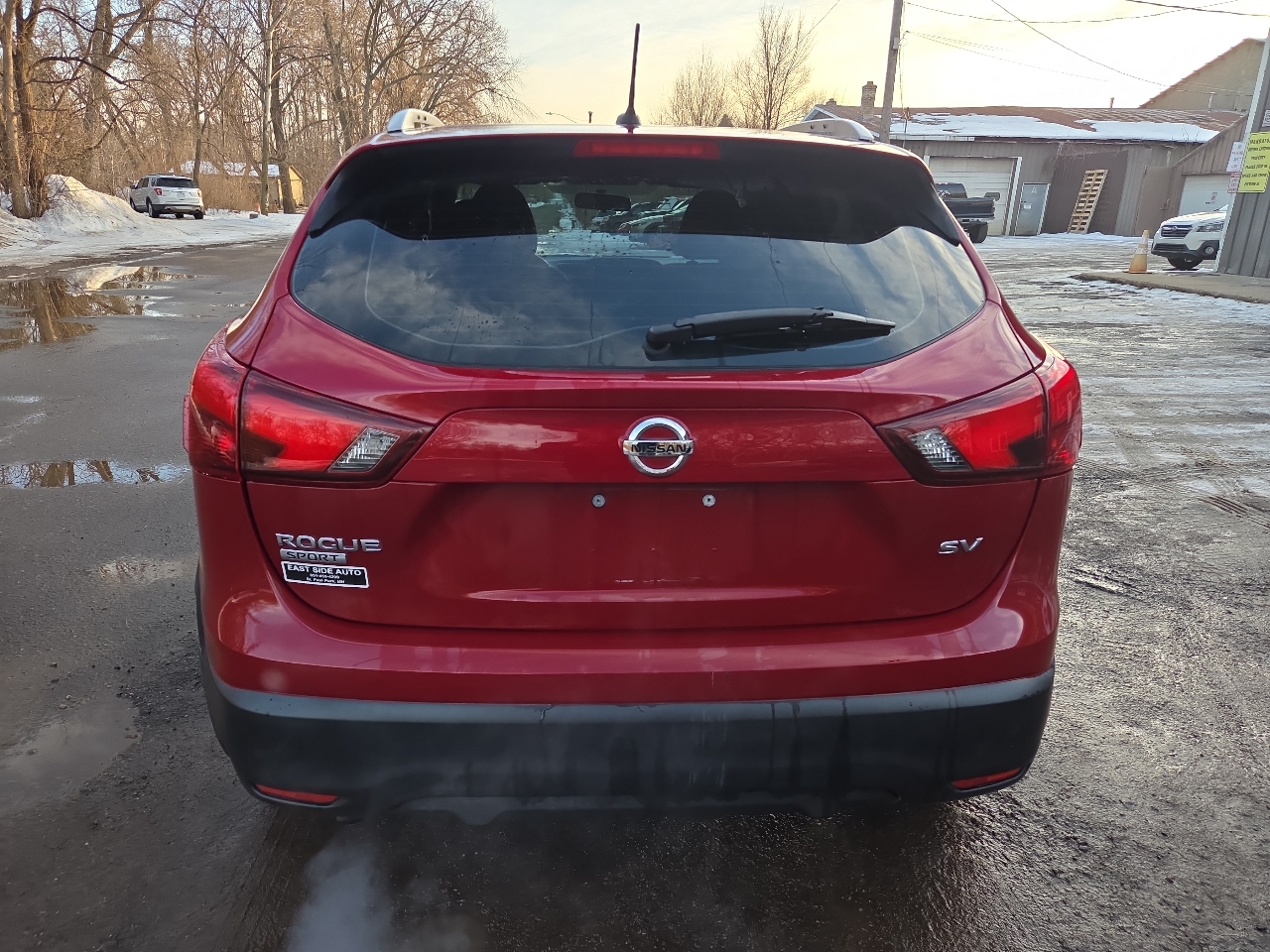 Nissan Rogue Sport FWD SV 2017