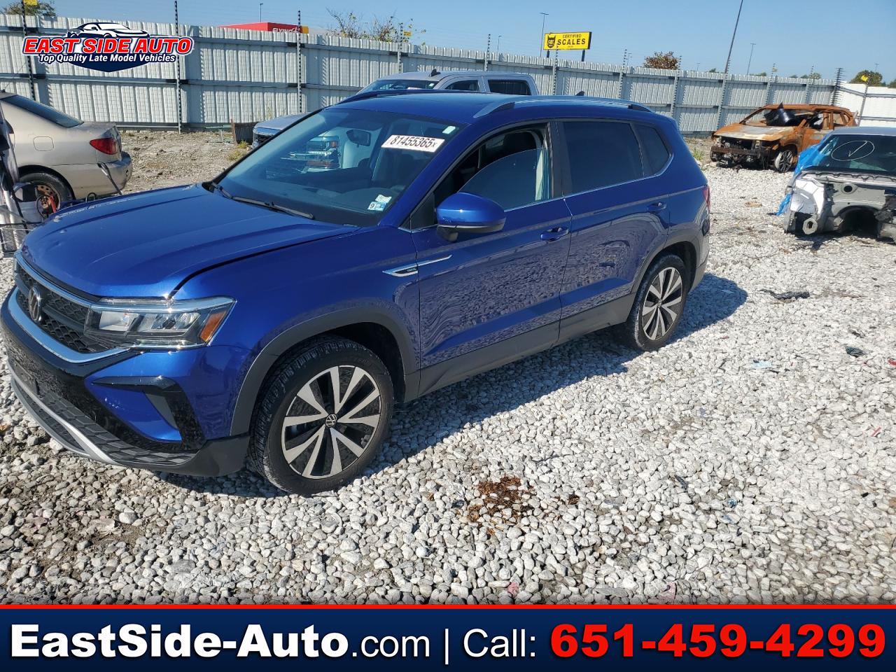 2022 Volkswagen Taos SE's photo