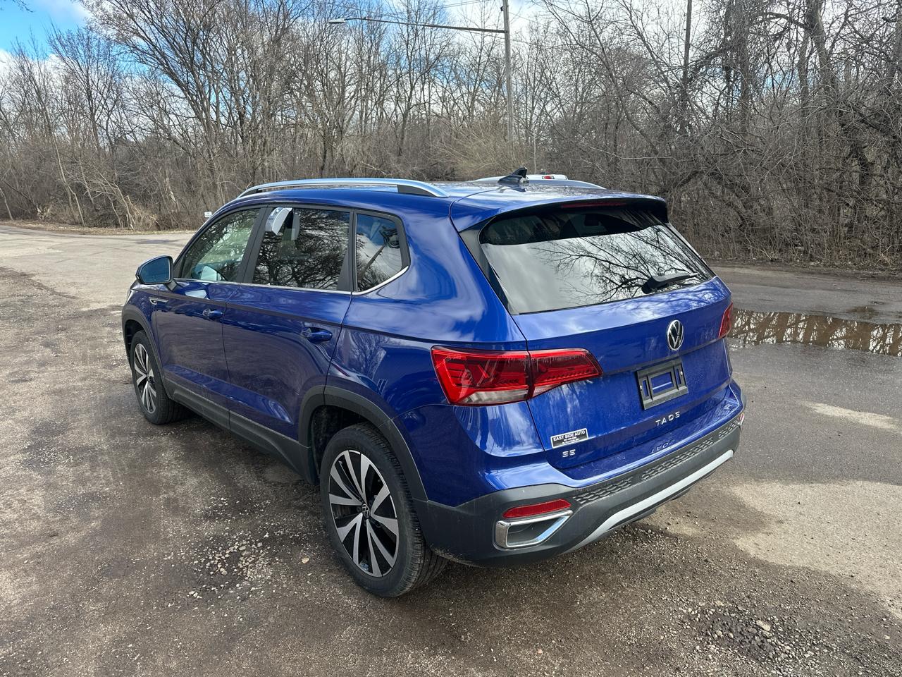 Volkswagen Taos SE FWD 2022