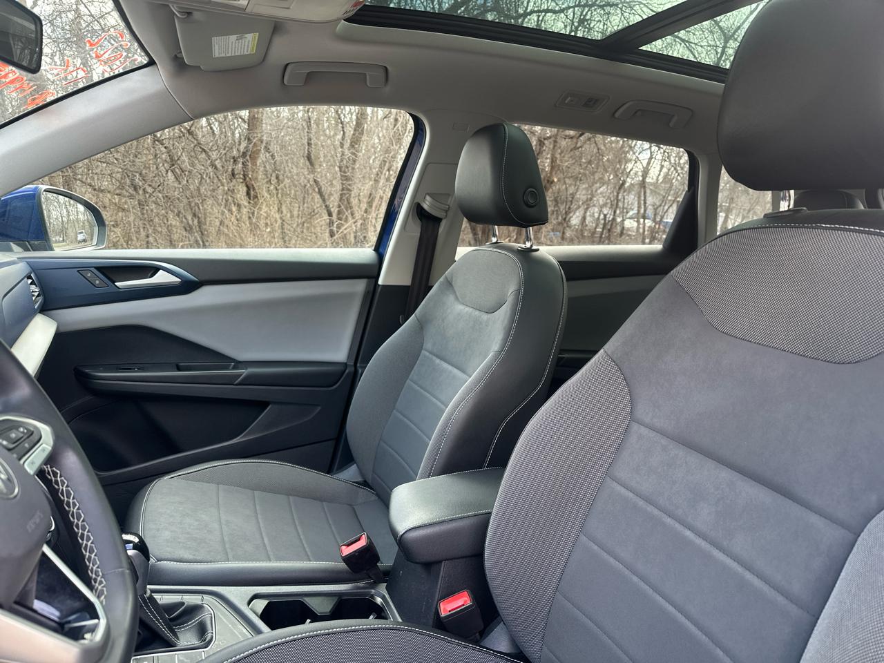 Volkswagen Taos SE FWD 2022