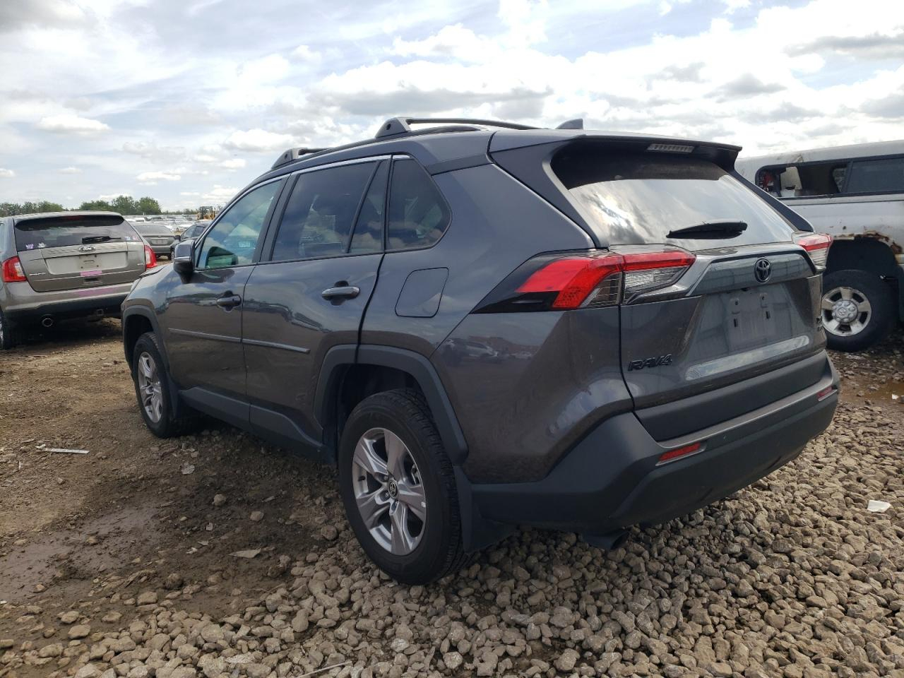 Toyota RAV4 XLE AWD (Natl) 2024