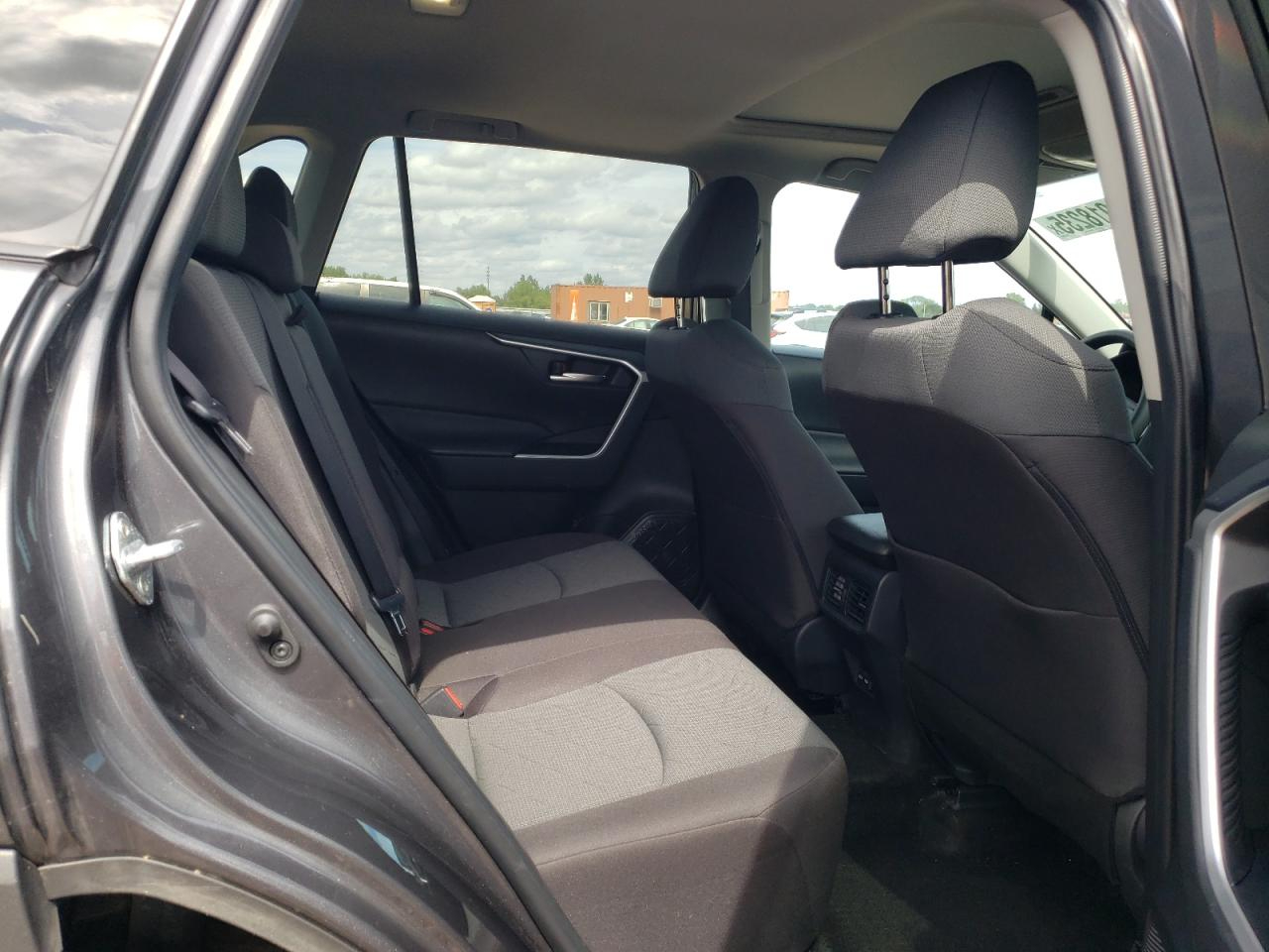 Toyota RAV4 XLE AWD (Natl) 2024